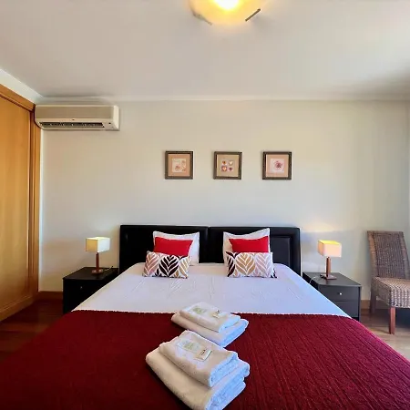 Modern 2 With Pool By Homing Apartament Albufeira