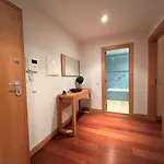 Modern 2 With Pool By Homing Appartamento