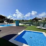 Modern 2 With Pool By Homing *