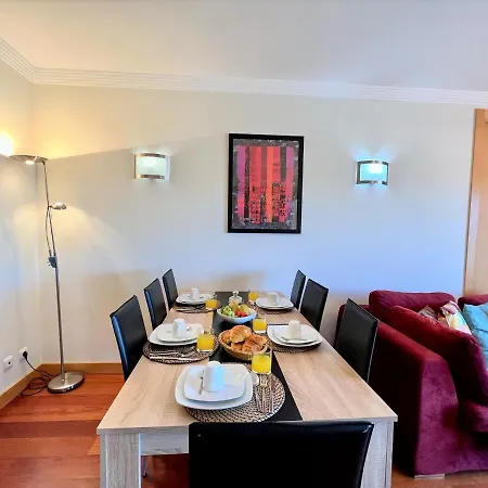 Modern 2 With Pool By Homing Apartamento *