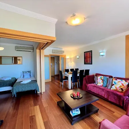 Apartamento Modern 2 With Pool By Homing Albufeira