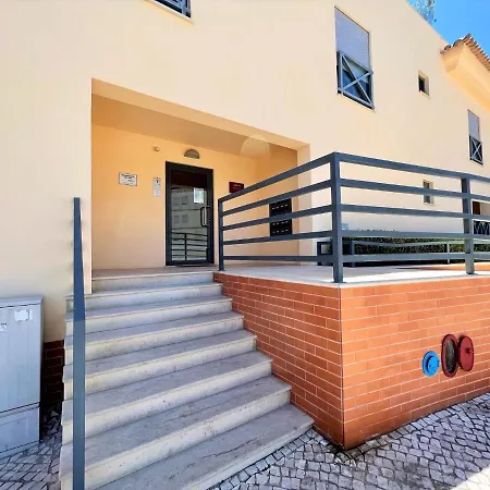 Modern 2 With Pool By Homing Apartamento *