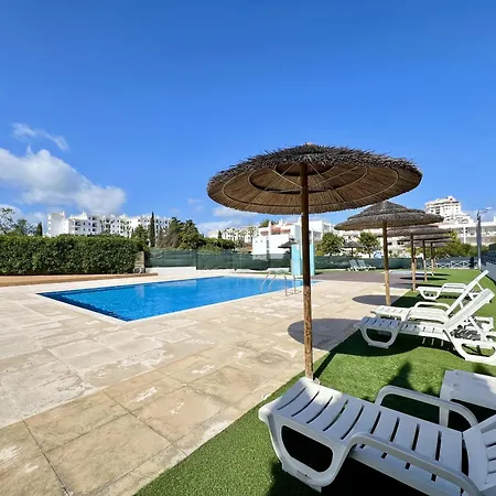 Апартаменты Modern 2 With Pool By Homing Албуфейра